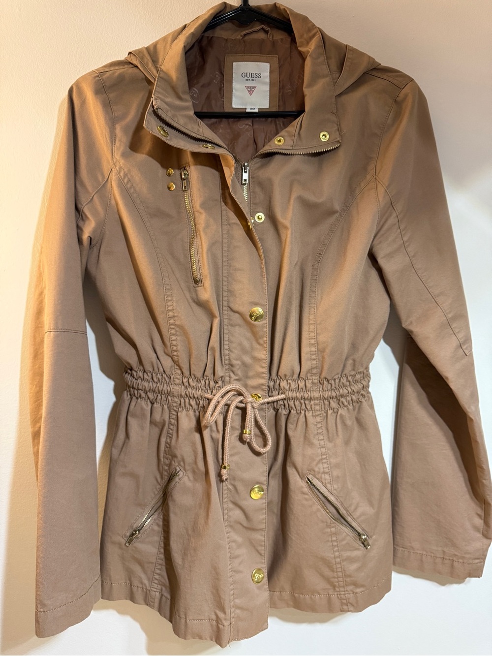 GUESS Women's (M) Tan Drawstring Stylish Jacket with Gold Hardware